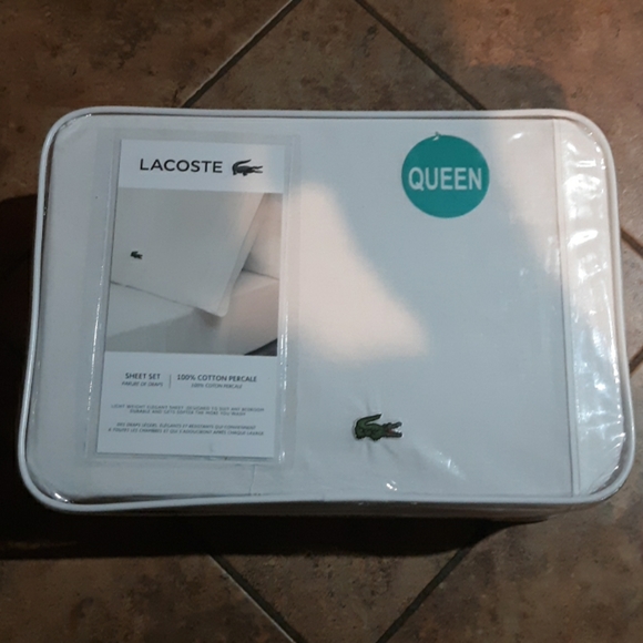 Lacoste Queen sheet set (White) Brand New